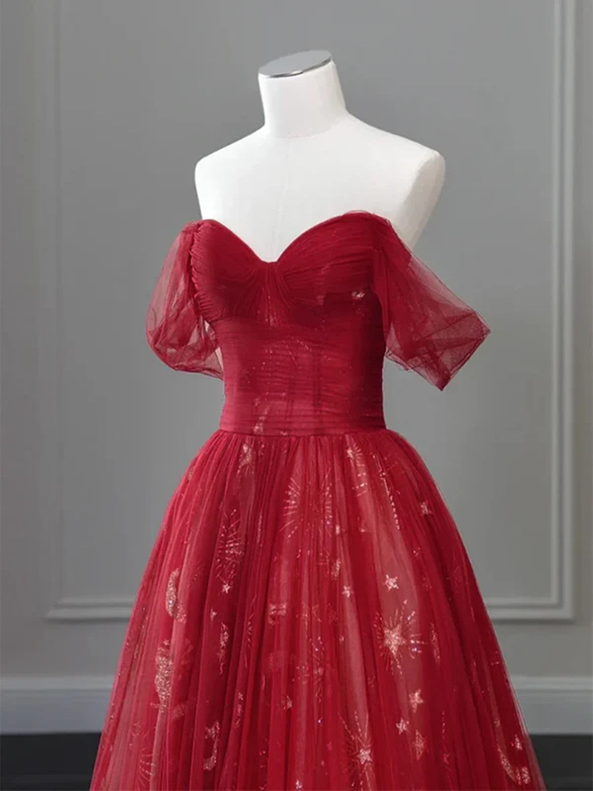 Red Sweetheart Tulle Off Shoulder Party Dress, Red A-line Tulle Long Prom Dress