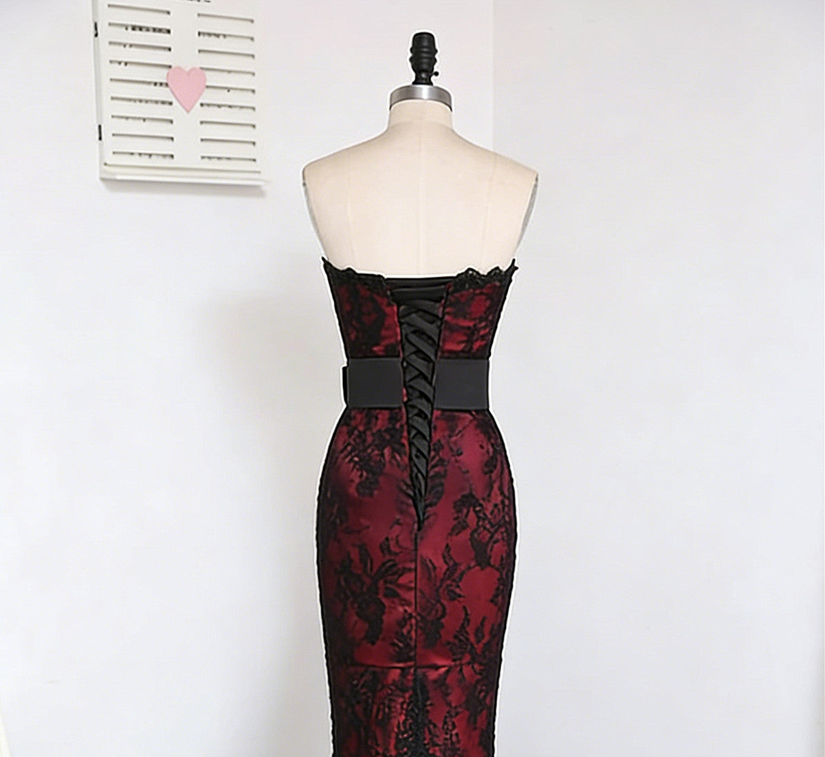 mermaid red and black prom dress Black and Red Lace Mermaid print prom dress for Plus Size Black Girls