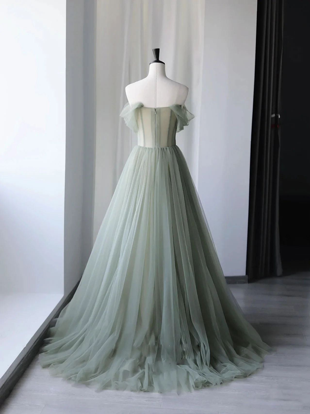 Light Green Tulle Long Party Dress, Green Tulle A-line Floor Length Prom Dress